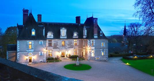 http://www.relaischateaux.com/RelaisChateaux/img/adherent/noizay/noizay-1-gd.jpg